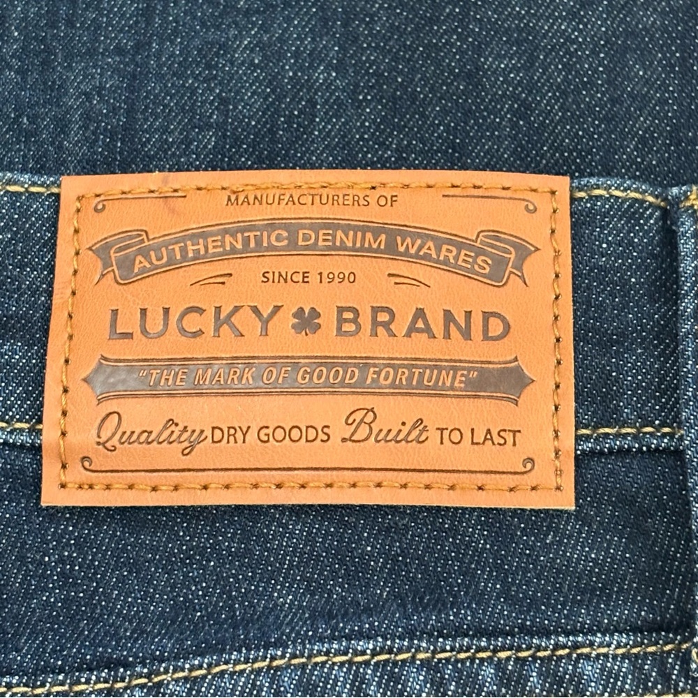 NWT Lucky Brand 221 Straight Blue Jeans Barite Dark Wash Whiskered 40x32 - Picture 9 of 12